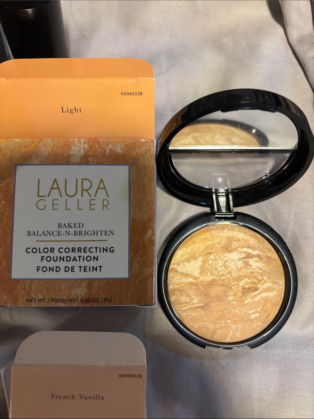 Laura Geller Pink Marbleized Blush & Gold Baked Highlighter 4 pc Set New - Picture 4 of 5